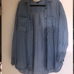 BLUE JEAN BUTTON UP